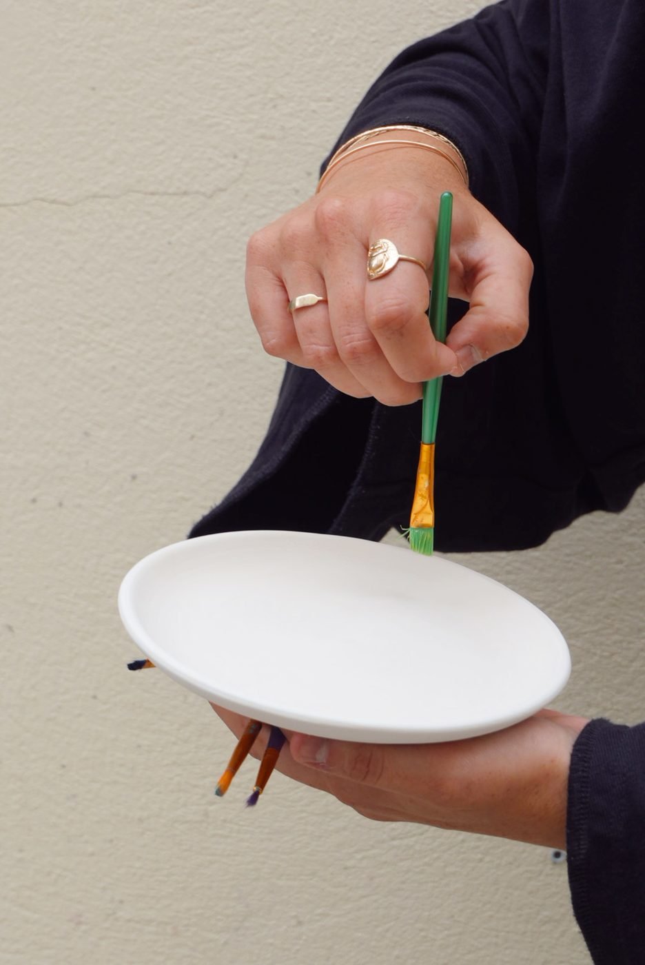 Peinture sur céramique : assiette à personnaliser